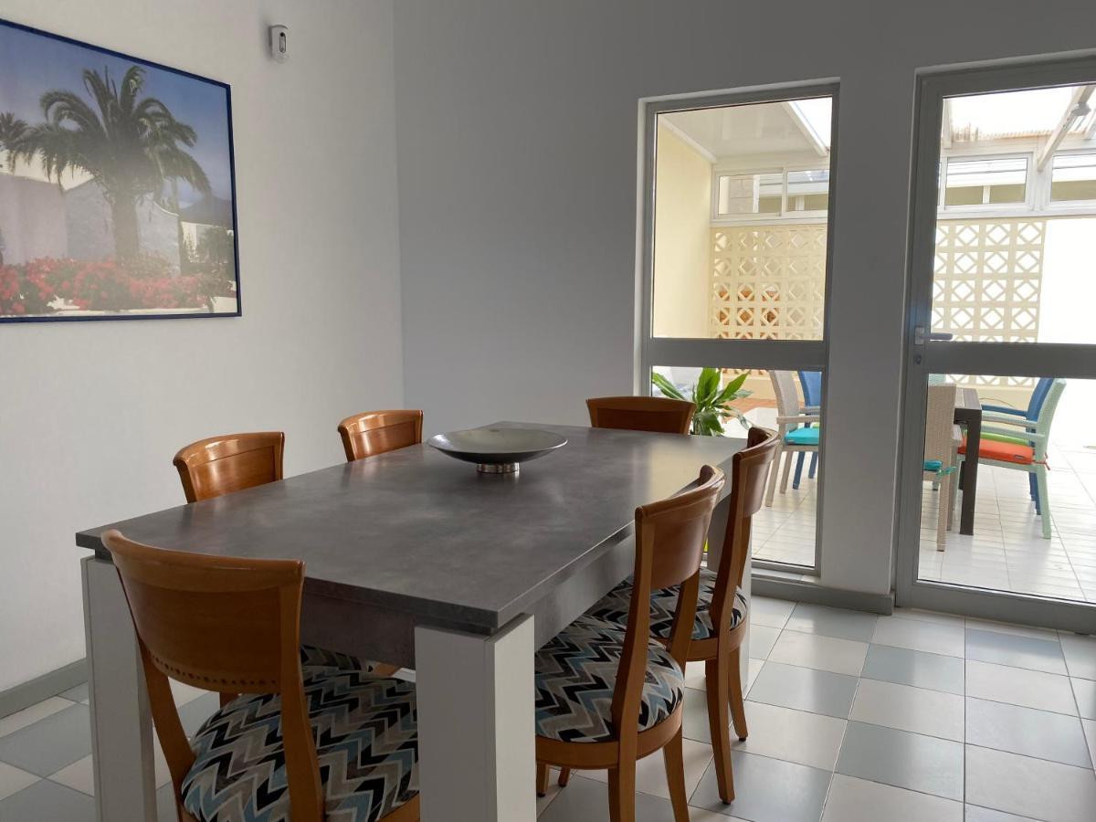 Duplex Con Vistas En Primera Linea De Playa Hébergement de vacances